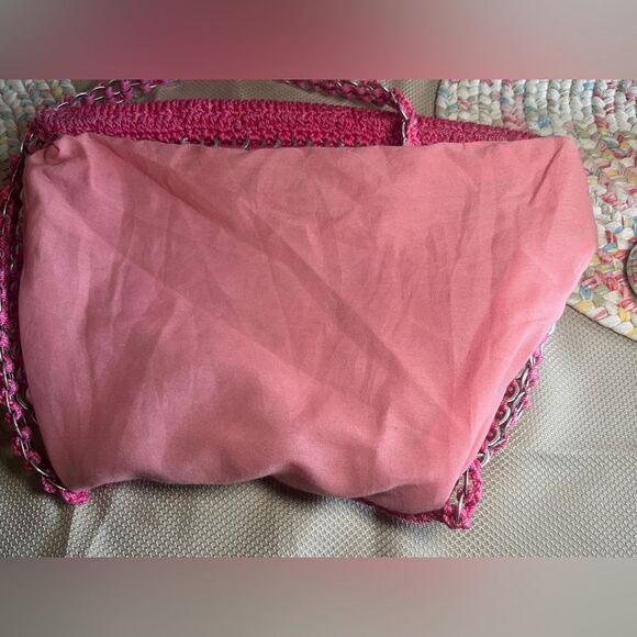 Crocheted Purse Recycled Soda Pop Tops Bag Upcycled Pink and Silver - Picture 3 of 9